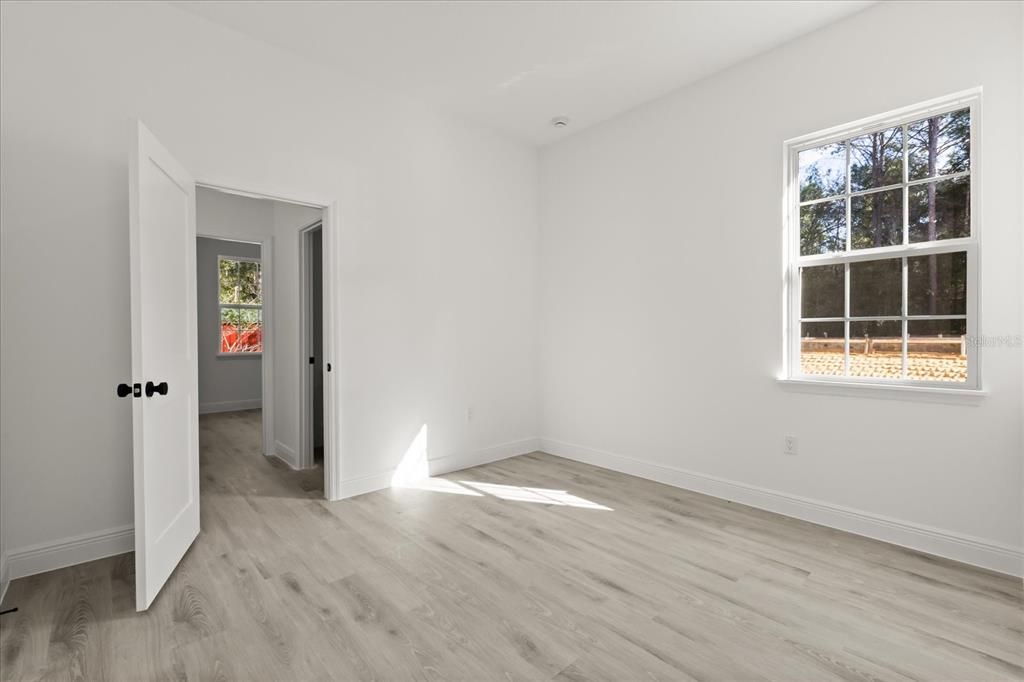 For Sale: $309,000 (4 beds, 3 baths, 1896 Square Feet)