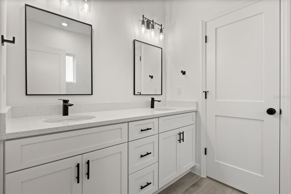 For Sale: $309,000 (4 beds, 3 baths, 1896 Square Feet)