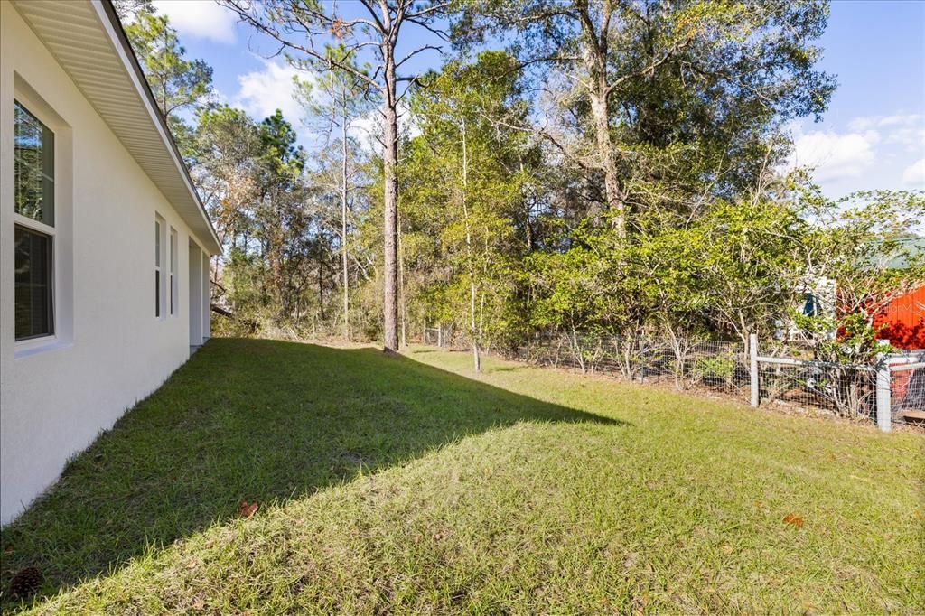 For Sale: $309,000 (4 beds, 3 baths, 1896 Square Feet)