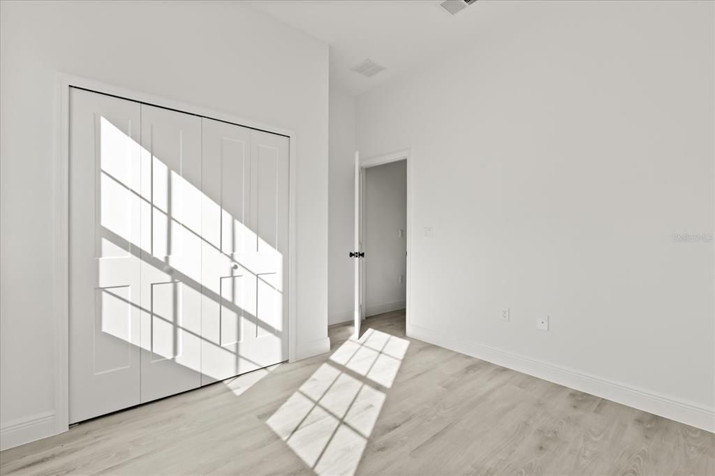 For Sale: $309,000 (4 beds, 3 baths, 1896 Square Feet)