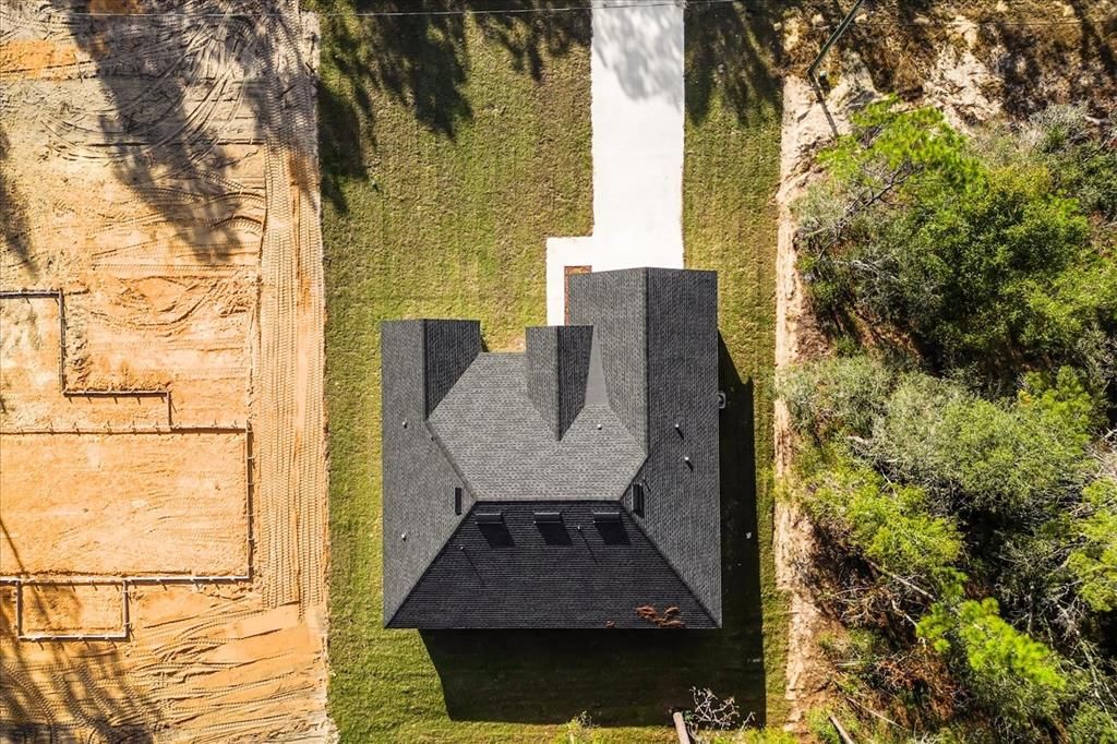 For Sale: $309,000 (4 beds, 3 baths, 1896 Square Feet)