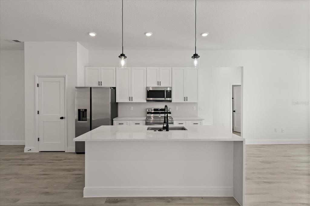 For Sale: $309,000 (4 beds, 3 baths, 1896 Square Feet)