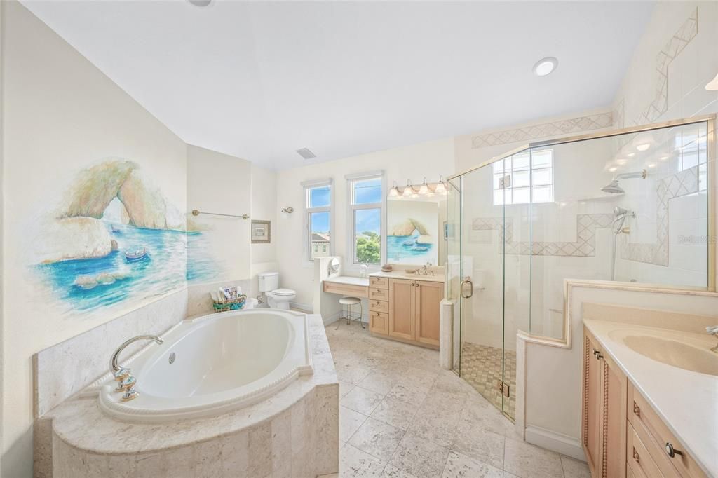 На продажу: $4,500,000 (5 спален, 4 ванн, 5043 Квадратных фут)