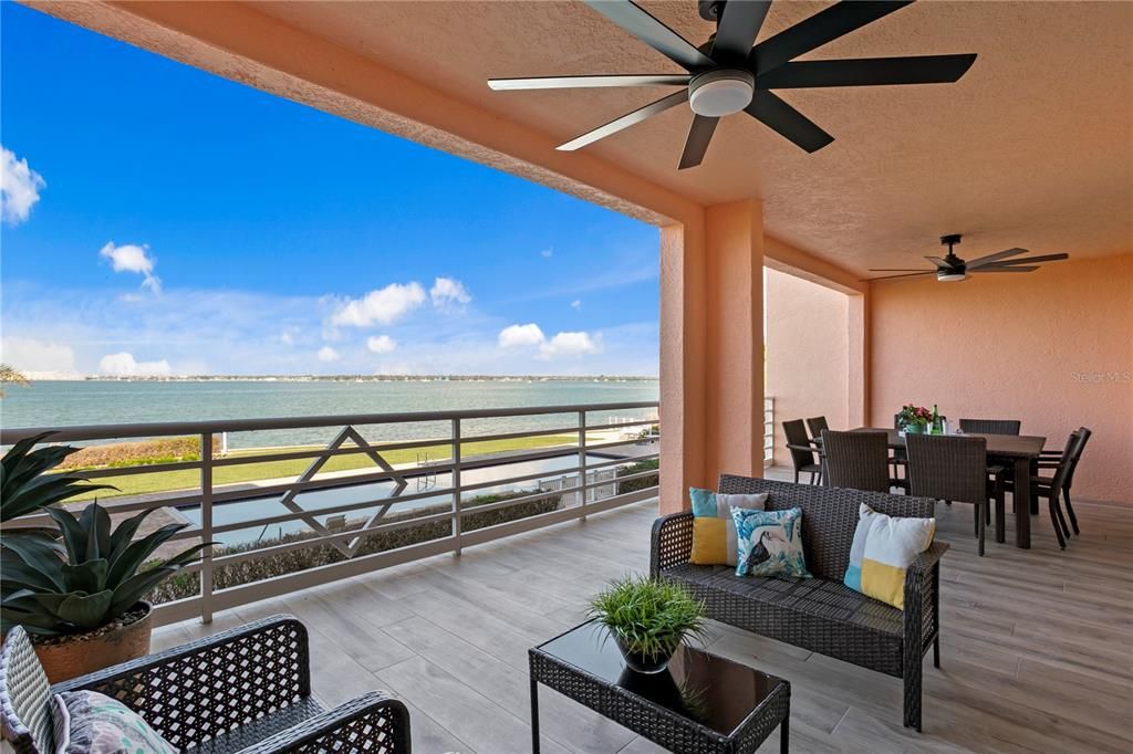 For Sale: $1,295,000 (2 beds, 2 baths, 1822 Square Feet)