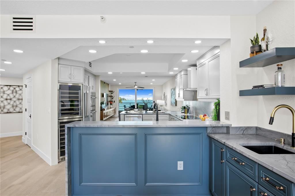 For Sale: $1,295,000 (2 beds, 2 baths, 1822 Square Feet)