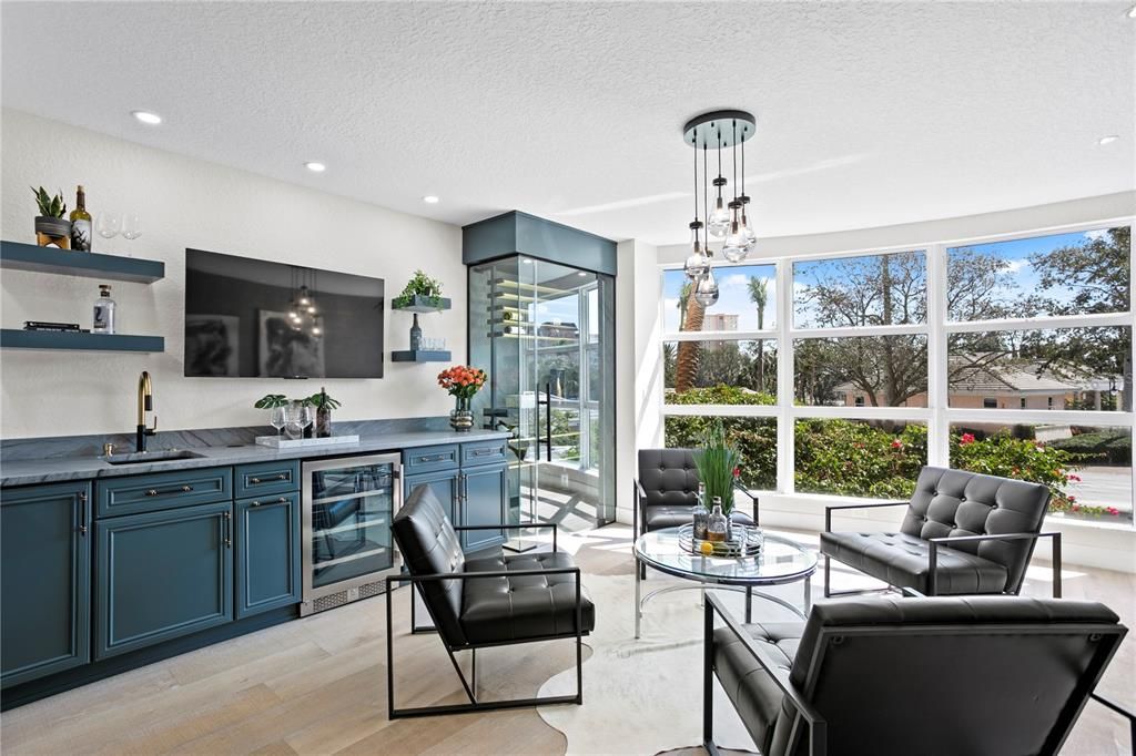 For Sale: $1,295,000 (2 beds, 2 baths, 1822 Square Feet)