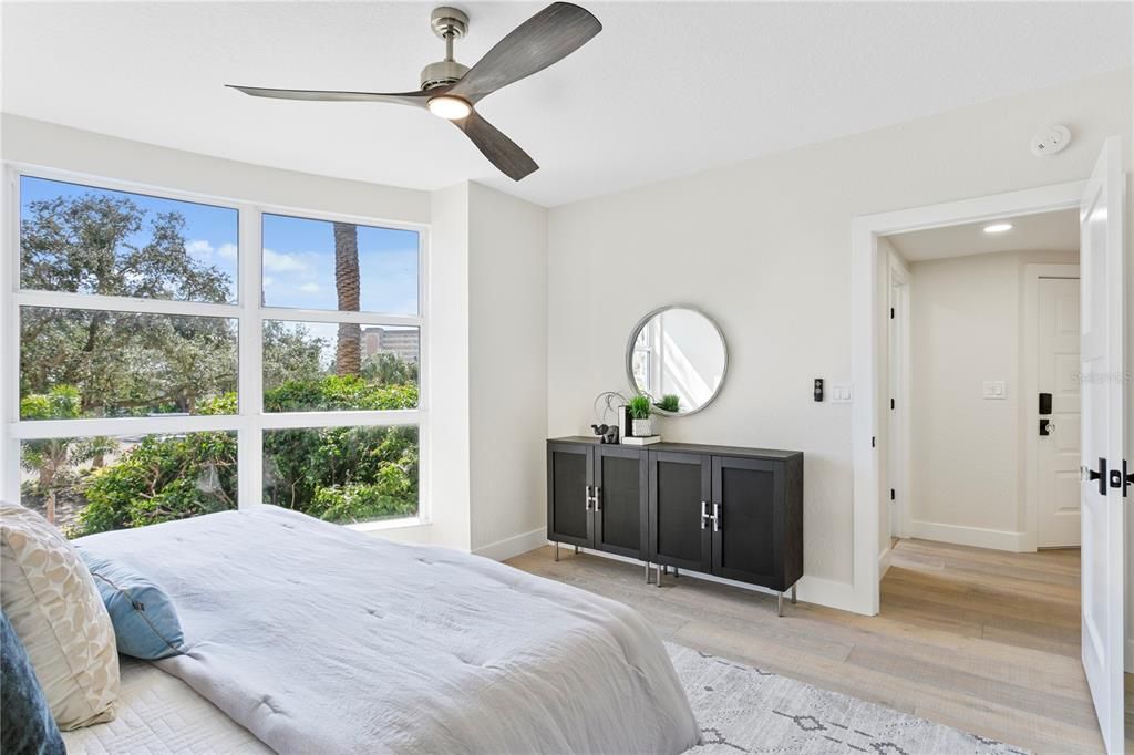 For Sale: $1,295,000 (2 beds, 2 baths, 1822 Square Feet)