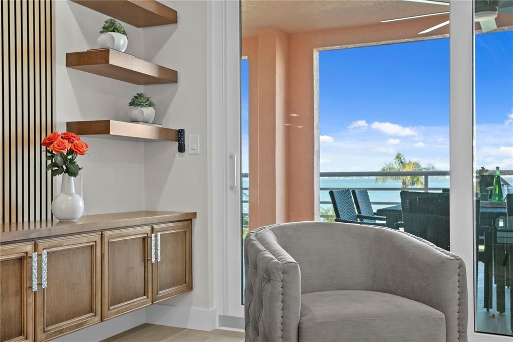 For Sale: $1,295,000 (2 beds, 2 baths, 1822 Square Feet)