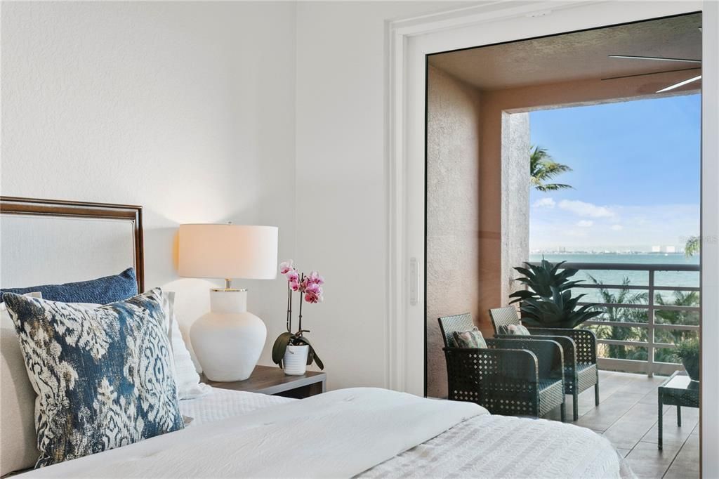 For Sale: $1,295,000 (2 beds, 2 baths, 1822 Square Feet)