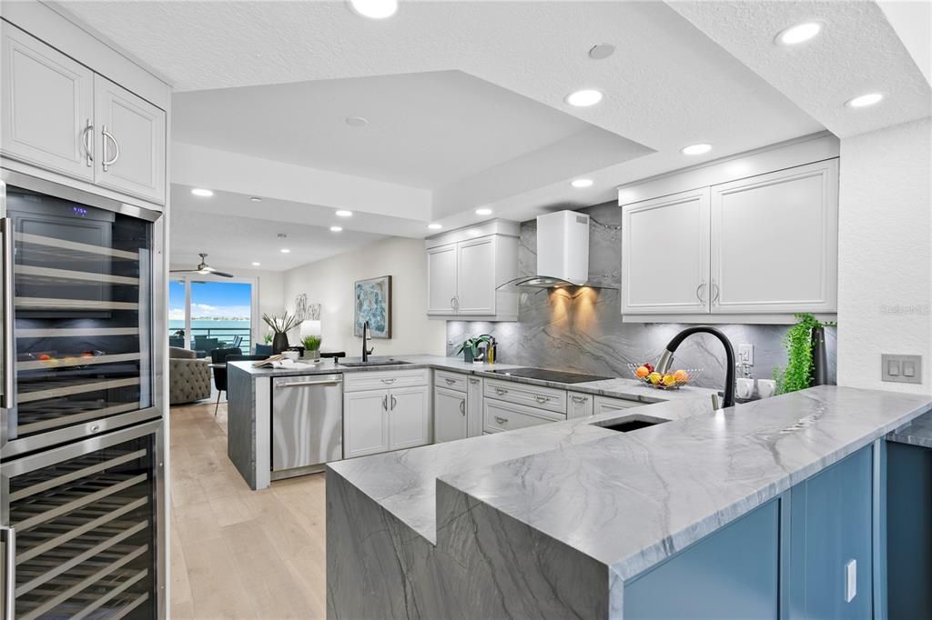 For Sale: $1,295,000 (2 beds, 2 baths, 1822 Square Feet)