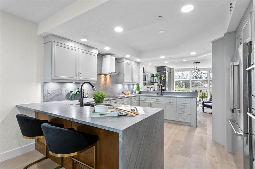 For Sale: $1,295,000 (2 beds, 2 baths, 1822 Square Feet)