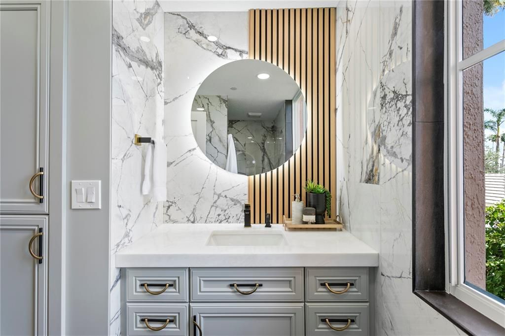 For Sale: $1,295,000 (2 beds, 2 baths, 1822 Square Feet)