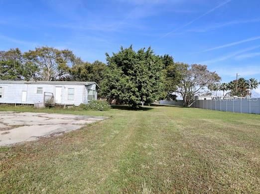 For Sale: $975,000 (3 beds, 2 baths, 1559 Square Feet)