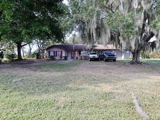 For Sale: $975,000 (3 beds, 2 baths, 1559 Square Feet)