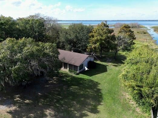 For Sale: $975,000 (3 beds, 2 baths, 1559 Square Feet)