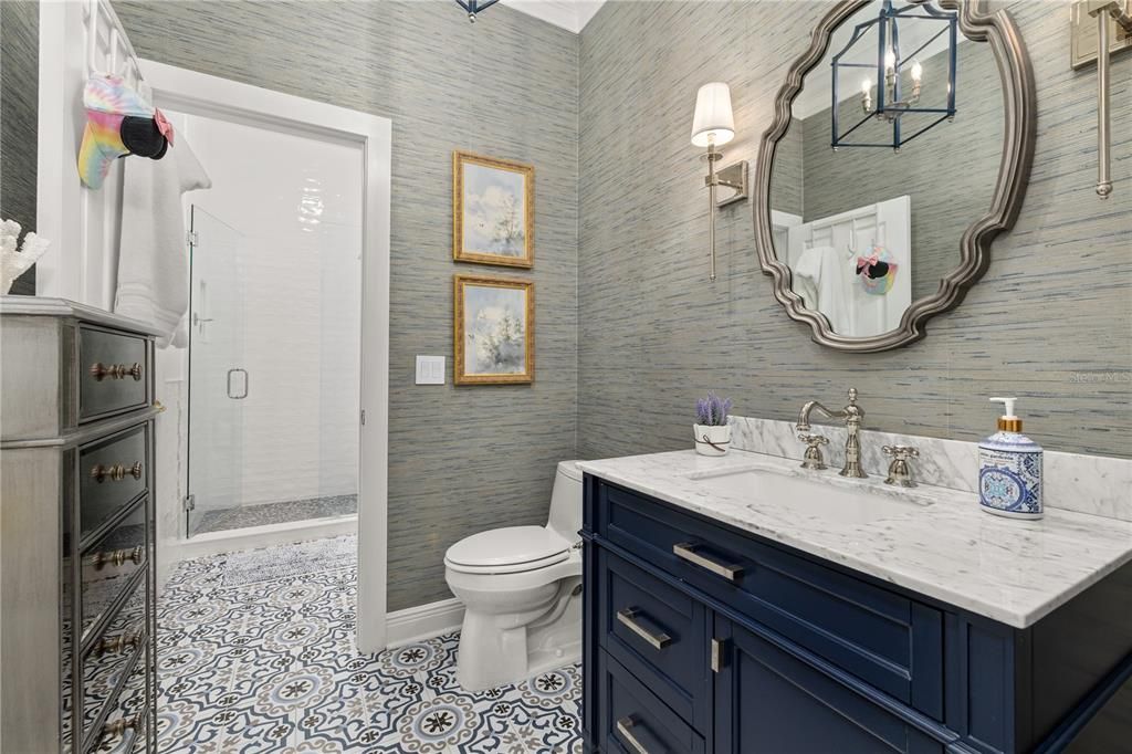 На продажу: $2,100,000 (5 спален, 5 ванн, 4347 Квадратных фут)