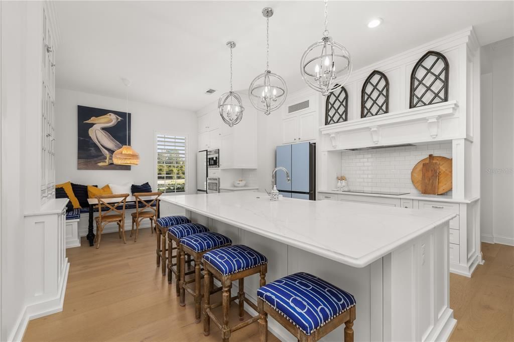 На продажу: $2,100,000 (5 спален, 5 ванн, 4347 Квадратных фут)