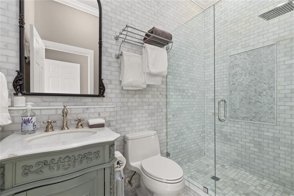 На продажу: $2,100,000 (5 спален, 5 ванн, 4347 Квадратных фут)