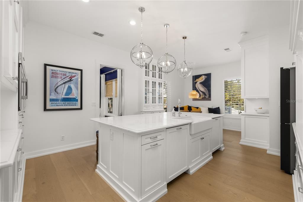 На продажу: $2,100,000 (5 спален, 5 ванн, 4347 Квадратных фут)