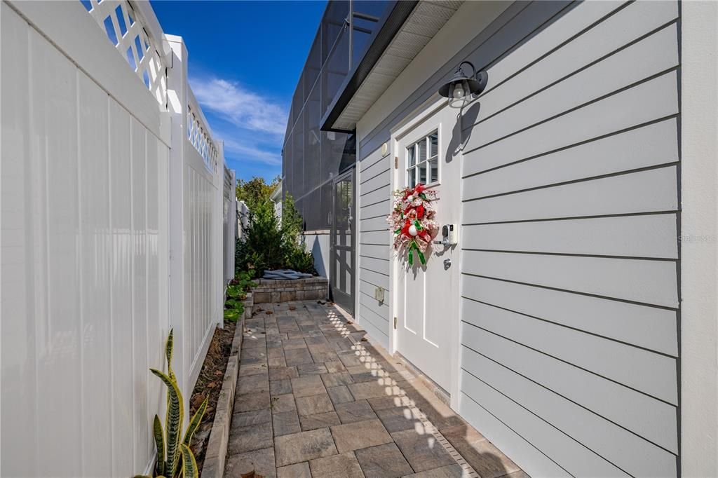 На продажу: $2,100,000 (5 спален, 5 ванн, 4347 Квадратных фут)