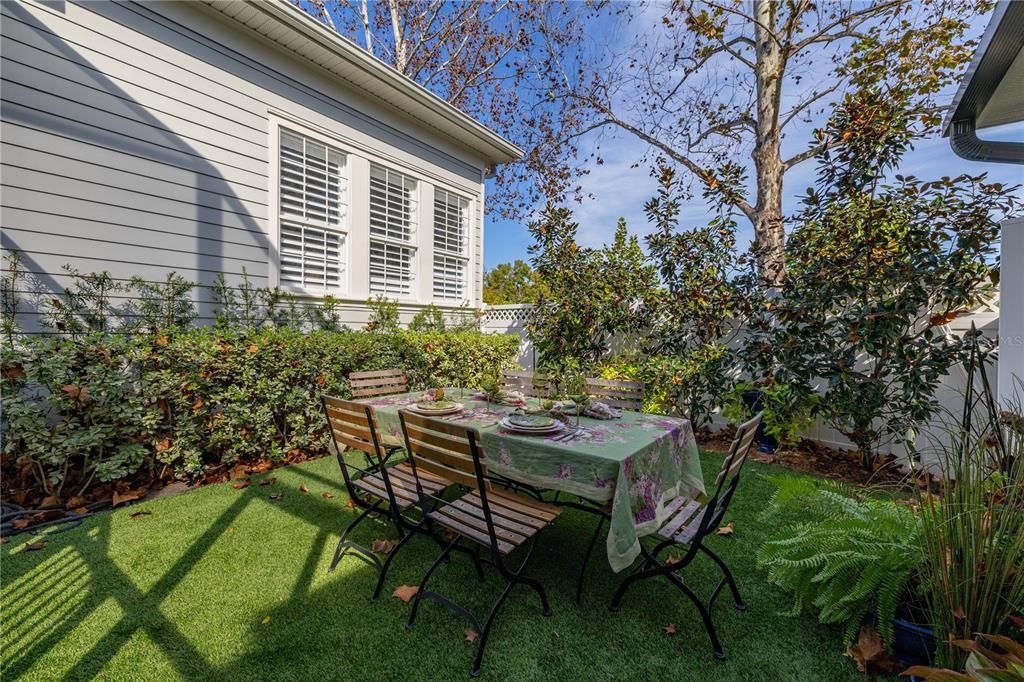 На продажу: $2,100,000 (5 спален, 5 ванн, 4347 Квадратных фут)