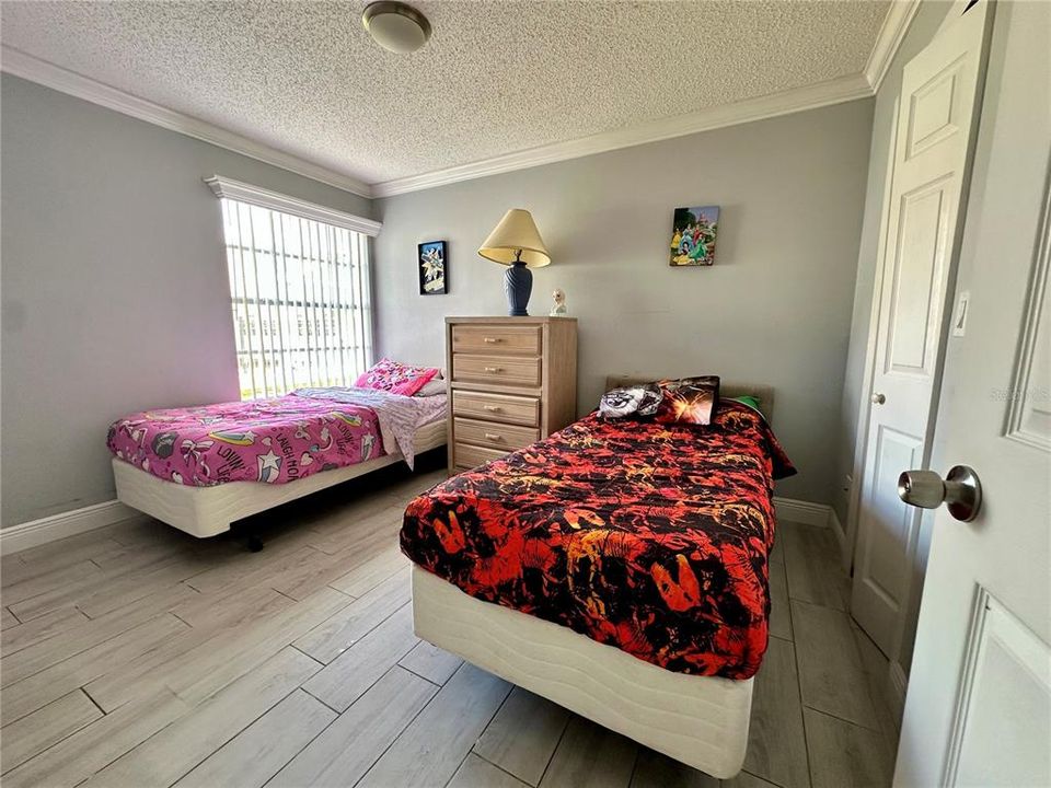 En Venta: $240,000 (3 camas, 2 baños, 1220 Pies cuadrados)