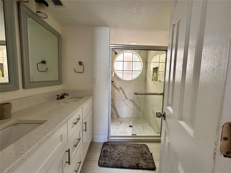 En Venta: $240,000 (3 camas, 2 baños, 1220 Pies cuadrados)