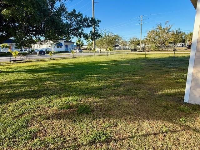 For Rent: $2,000 (3 beds, 2 baths, 1230 Square Feet)