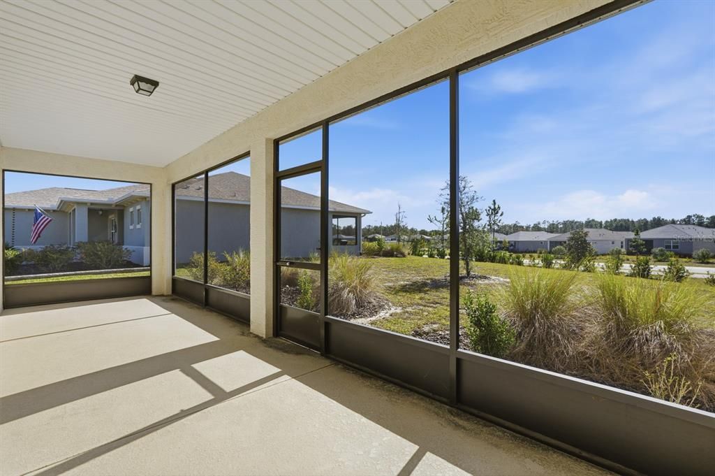 For Sale: $330,000 (2 beds, 2 baths, 1651 Square Feet)