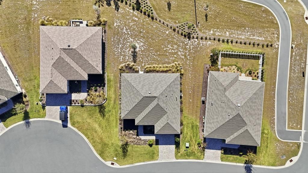 For Sale: $330,000 (2 beds, 2 baths, 1651 Square Feet)