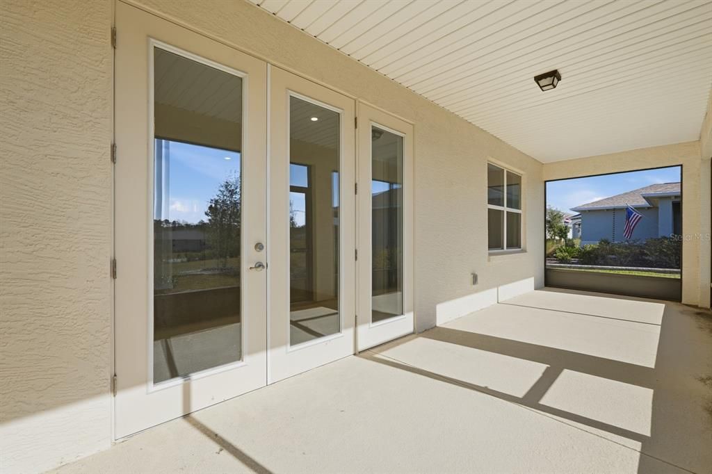 For Sale: $330,000 (2 beds, 2 baths, 1651 Square Feet)