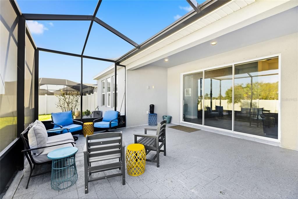 待售: $585,000 (3 贝兹, 2 浴室, 2055 平方英尺)