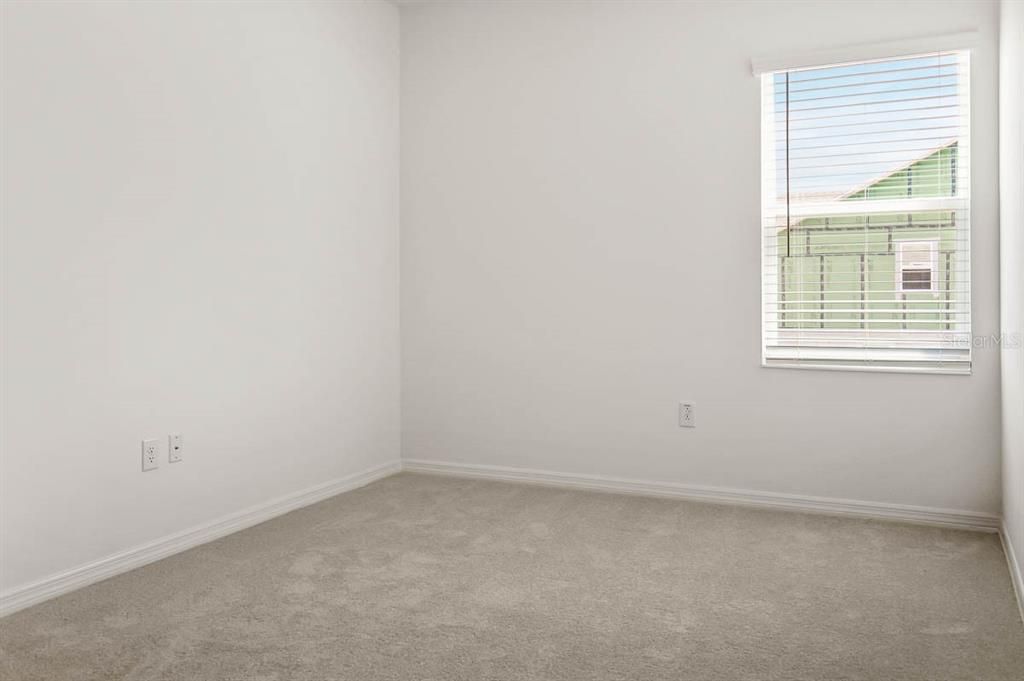 В аренду: $2,450 (3 спален, 2 ванн, 1720 Квадратных фут)