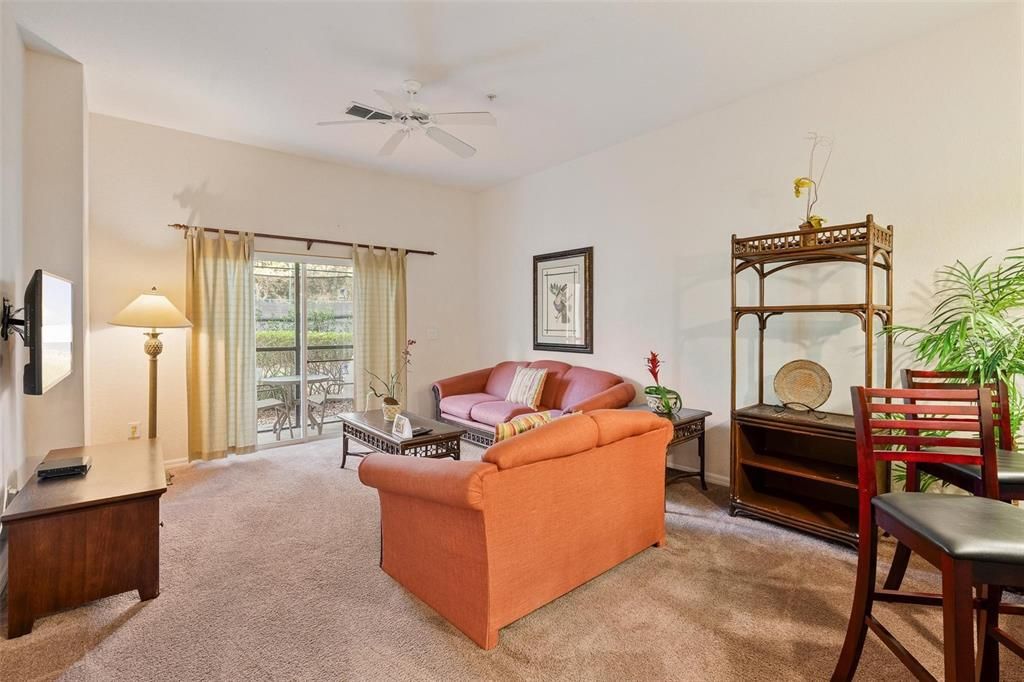 En Venta: $185,000 (3 camas, 2 baños, 1227 Pies cuadrados)