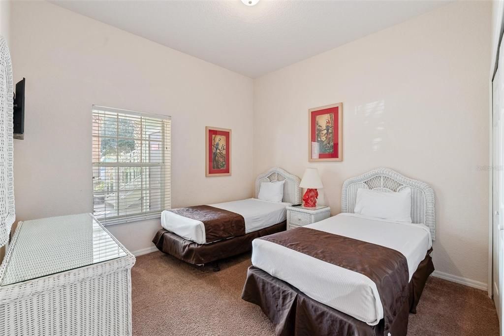 En Venta: $185,000 (3 camas, 2 baños, 1227 Pies cuadrados)