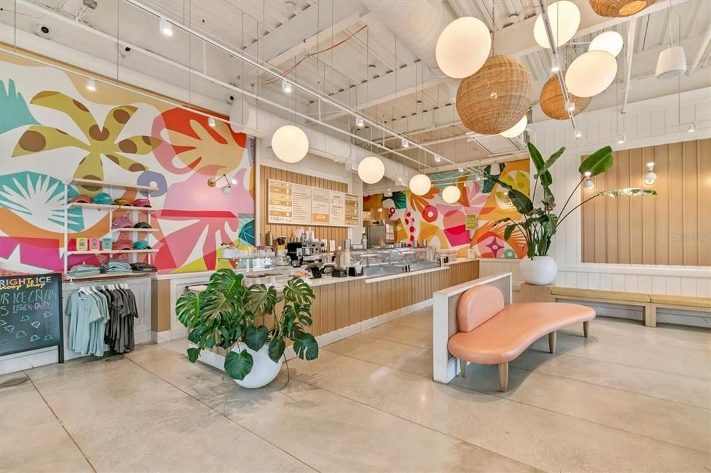 For Rent: $5,500 (2 beds, 2 baths, 1154 Square Feet)