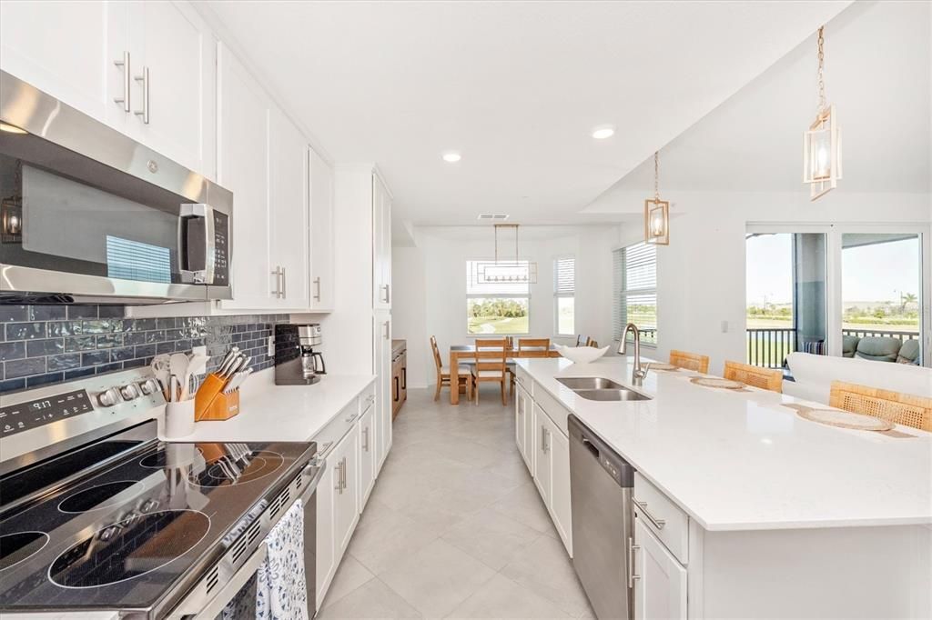 For Rent: $5,500 (2 beds, 2 baths, 1154 Square Feet)