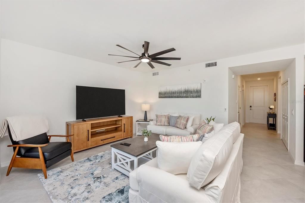 For Rent: $5,500 (2 beds, 2 baths, 1154 Square Feet)