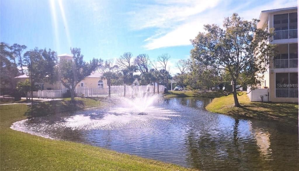 Под контрактом: $175,000 (3 спален, 2 ванн, 1525 Квадратных фут)