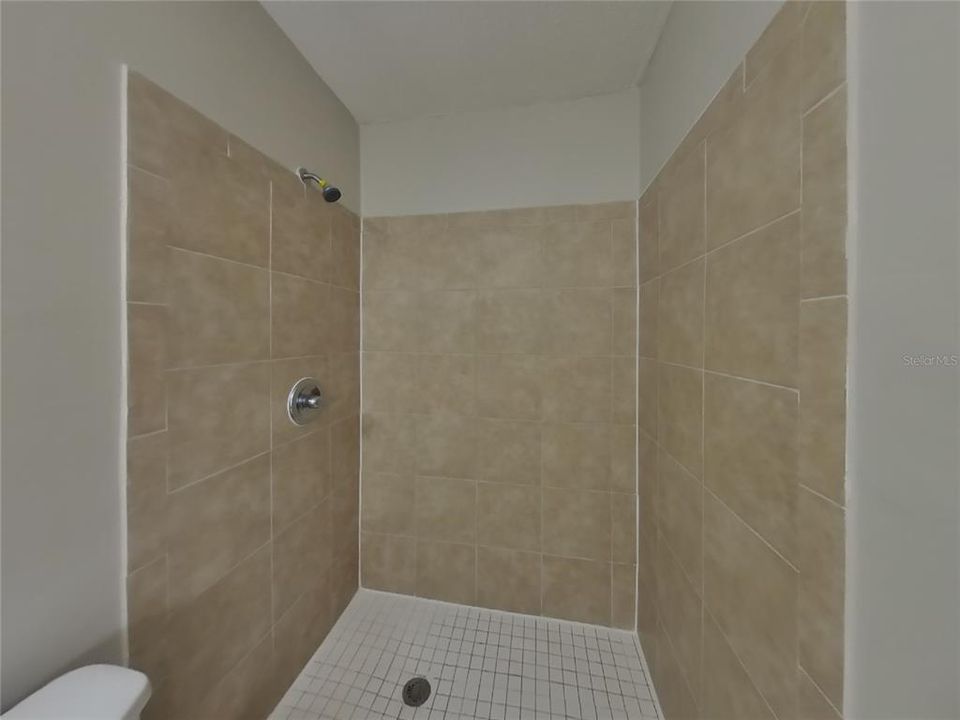 En Renta: $1,799 (3 camas, 2 baños, 1100 Pies cuadrados)