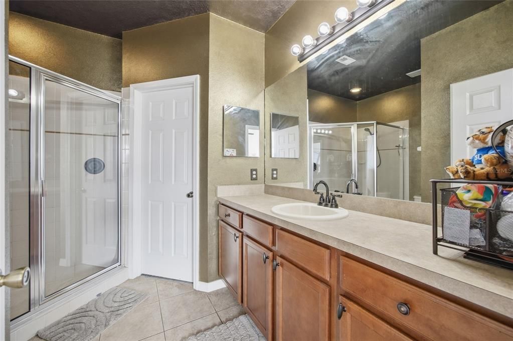 待售: $249,900 (3 贝兹, 2 浴室, 1630 平方英尺)