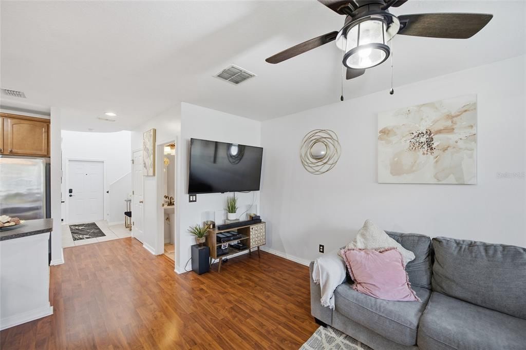 待售: $249,900 (3 贝兹, 2 浴室, 1630 平方英尺)