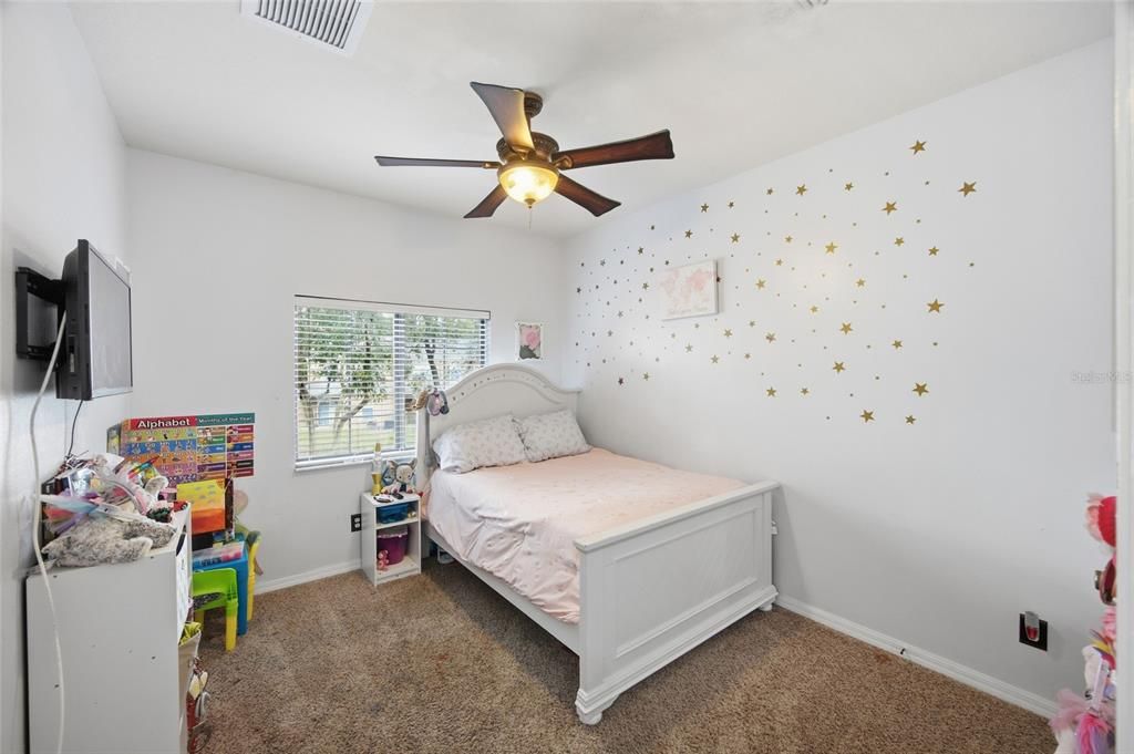 待售: $249,900 (3 贝兹, 2 浴室, 1630 平方英尺)