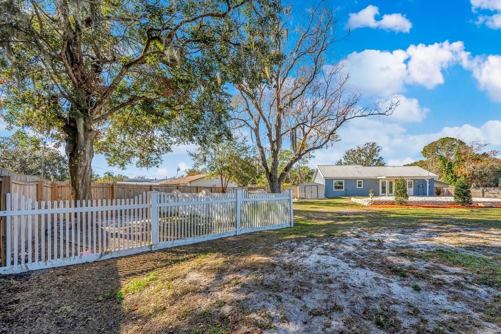 For Sale: $340,000 (3 beds, 2 baths, 1225 Square Feet)