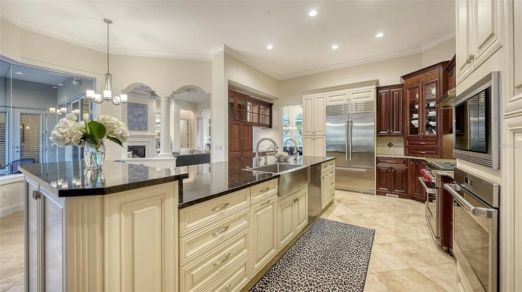 En Venta: $1,825,000 (4 camas, 4 baños, 4247 Pies cuadrados)