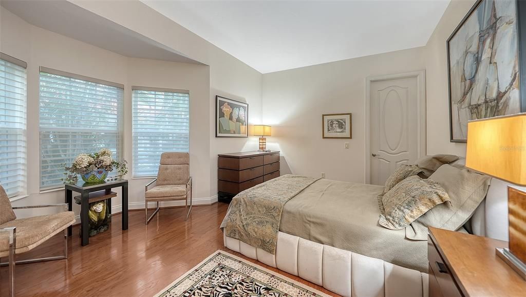 En Venta: $1,825,000 (4 camas, 4 baños, 4247 Pies cuadrados)