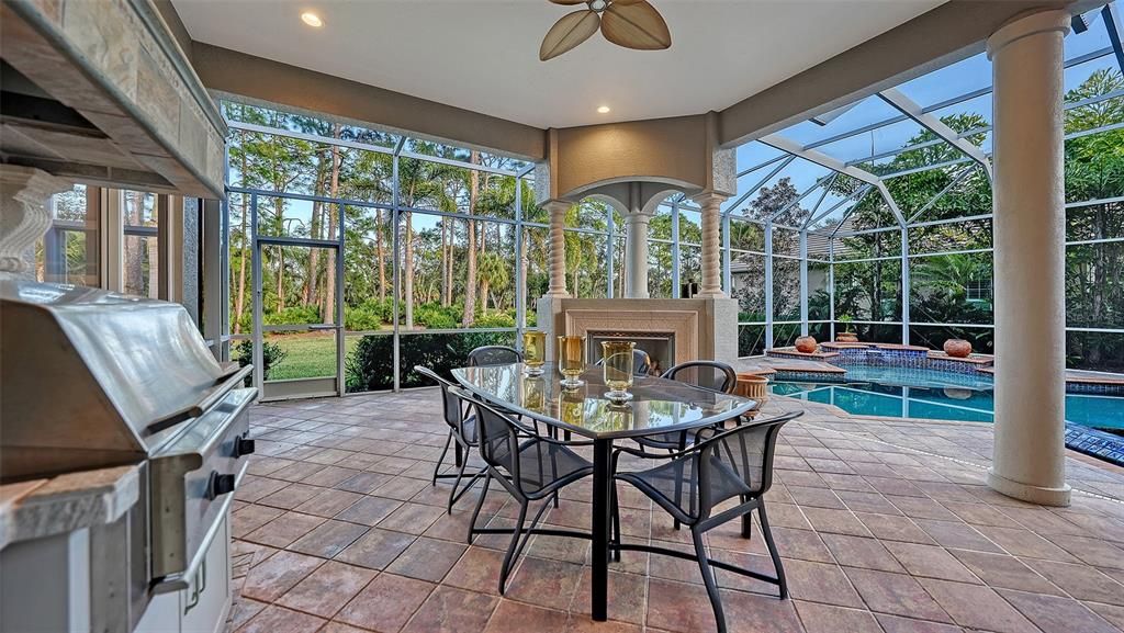 En Venta: $1,825,000 (4 camas, 4 baños, 4247 Pies cuadrados)