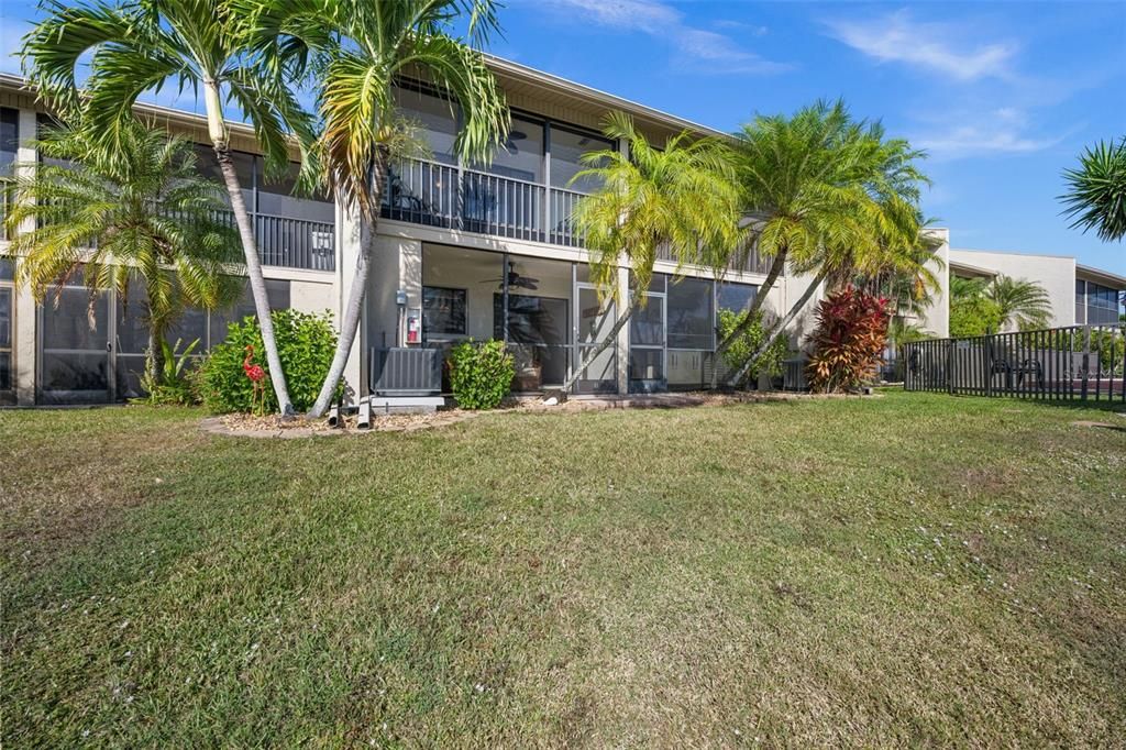 En Venta: $285,000 (2 camas, 2 baños, 1015 Pies cuadrados)