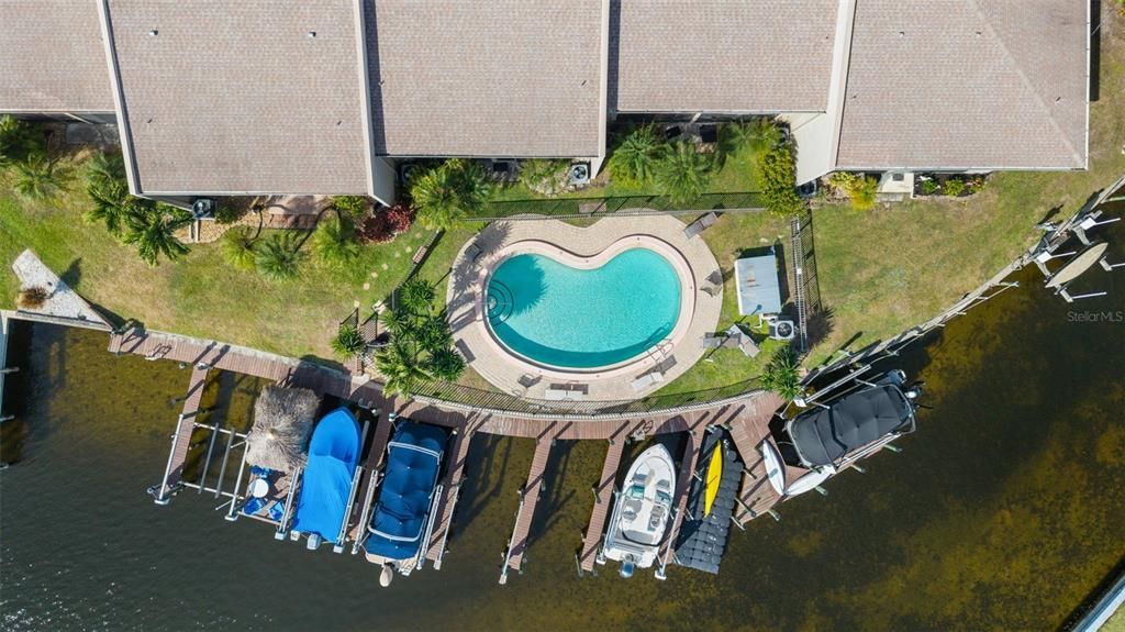 En Venta: $285,000 (2 camas, 2 baños, 1015 Pies cuadrados)