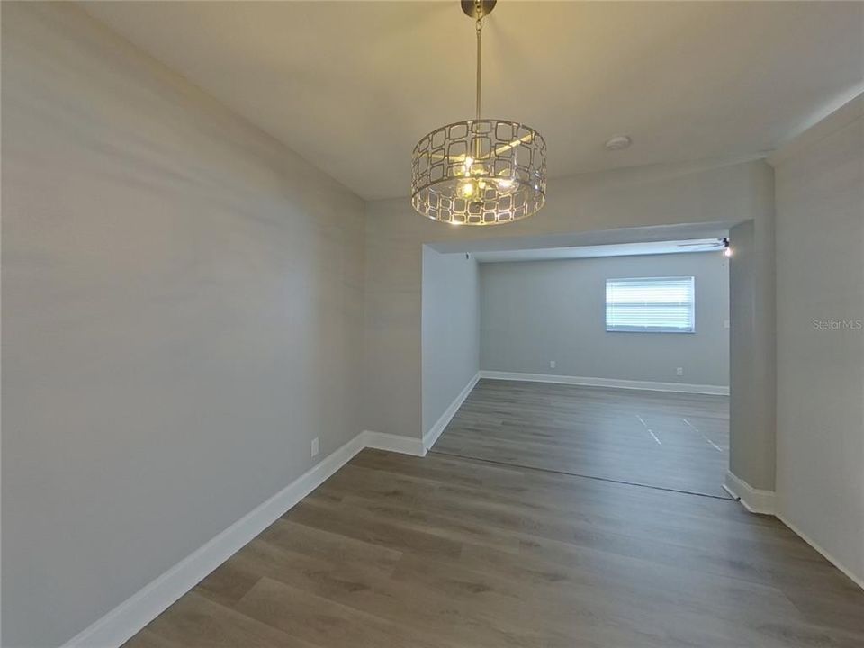 For Rent: $3,259 (4 beds, 3 baths, 2098 Square Feet)